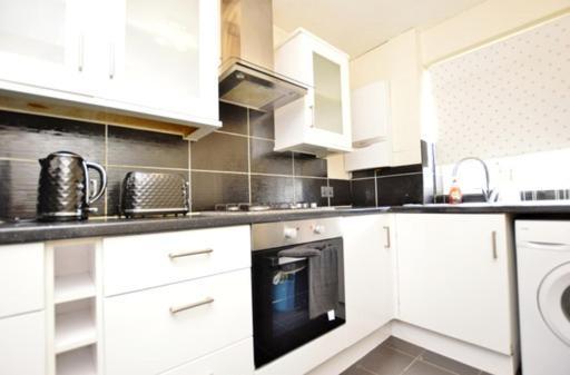 Crown House Villa London Kültér fotó